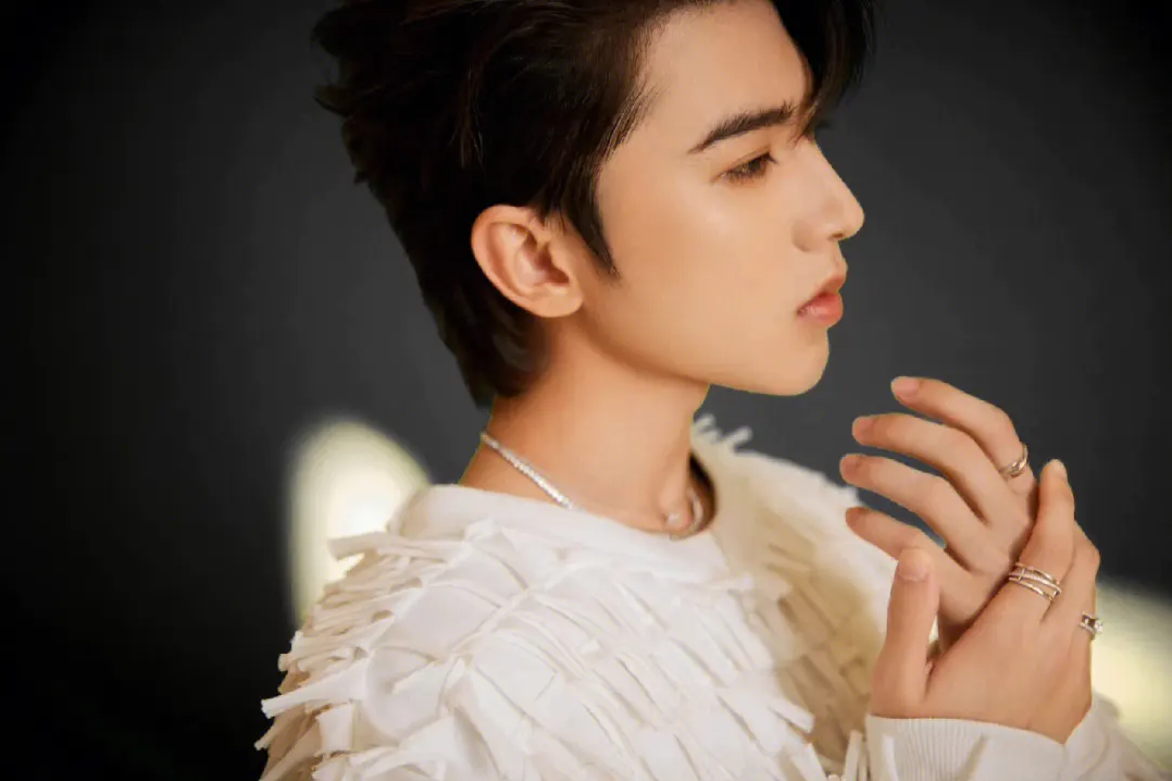 又一頂流塌房？私生活混亂被曝光，蔡徐坤名字打分，解析