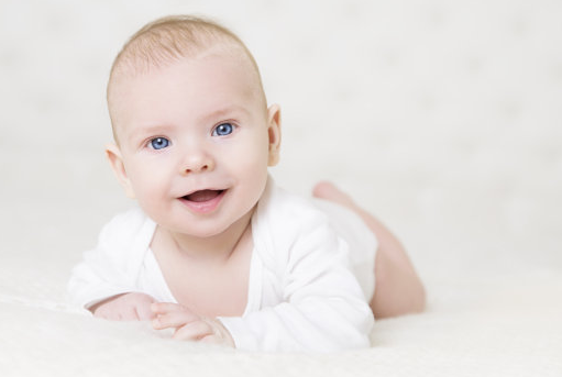 李姓女孩好聽的名字！寓意好意境美！