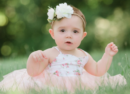 一半詩(shī)意一半煙火的絕美女孩名字