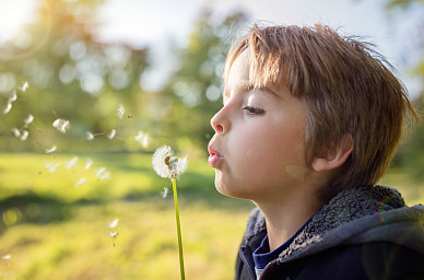 張姓陽剛大氣男孩名字，屬龍張姓簡單大氣的名字