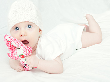 胡姓女孩才華橫溢的好名字大全來了，哪個(gè)讓你心動(dòng)！