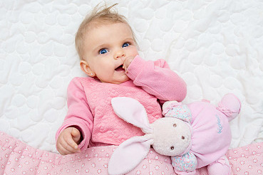 劉姓100分好名女孩不重名，怎么念都不會膩！