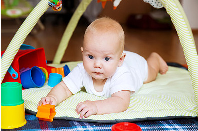 男孩取名：詩經里落落大方的男寶寶好名字
