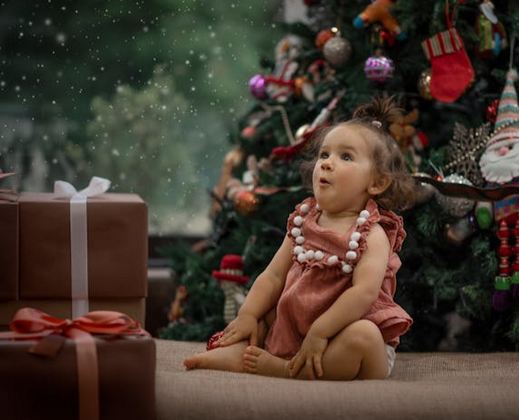 屬蛇人起名丨屬蛇寶寶起名宜用字帶水好不好？