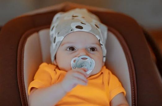 周姓女孩100分美名分享，溫婉雅致，盡顯靈動(dòng)之美