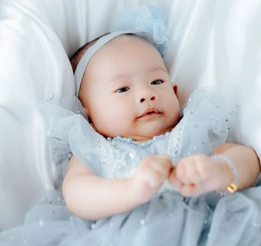 女孩起名丨詩經中的女孩靈動名字缺木火的