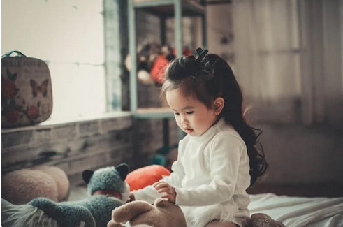 申姓女孩名字,申姓起名,簡單大氣的名字,寶寶起名