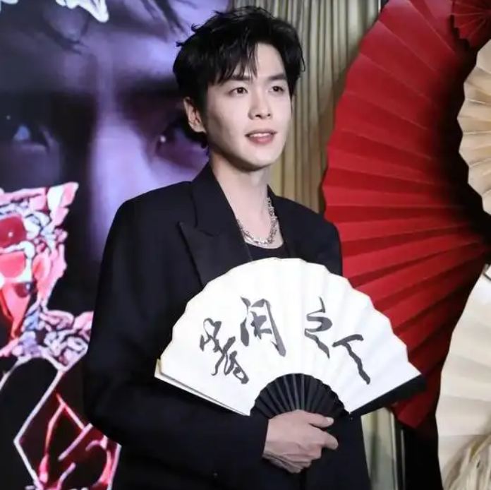 張若昀姓名測(cè)試打分，解析！