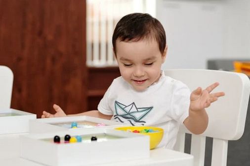 缺土缺火男孩名字洋氣精選